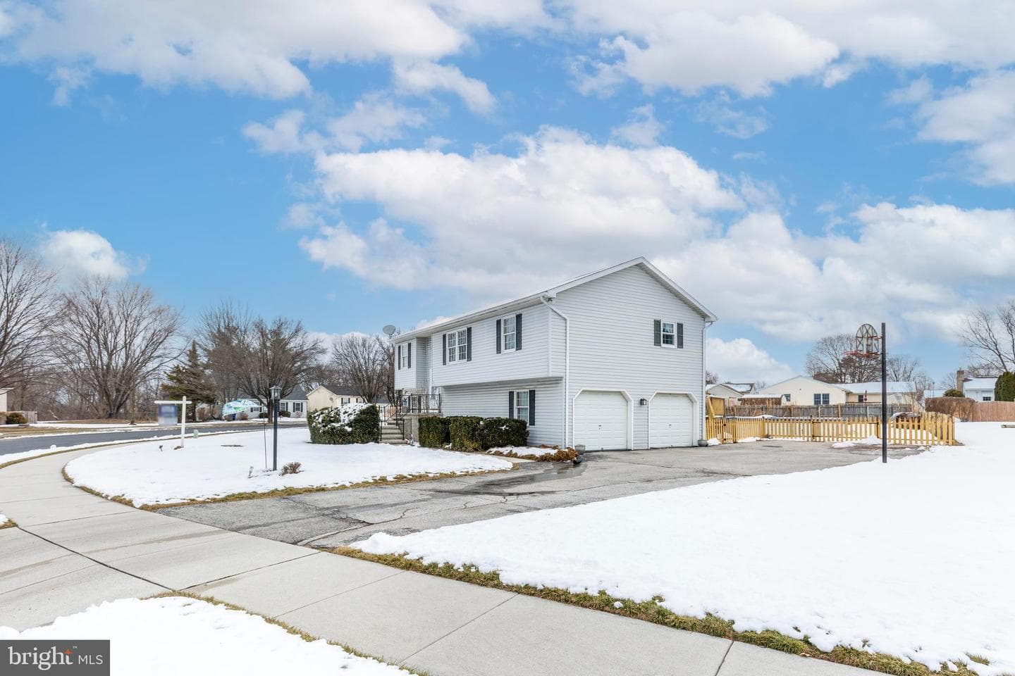 720 W Myrtle Street photo 46