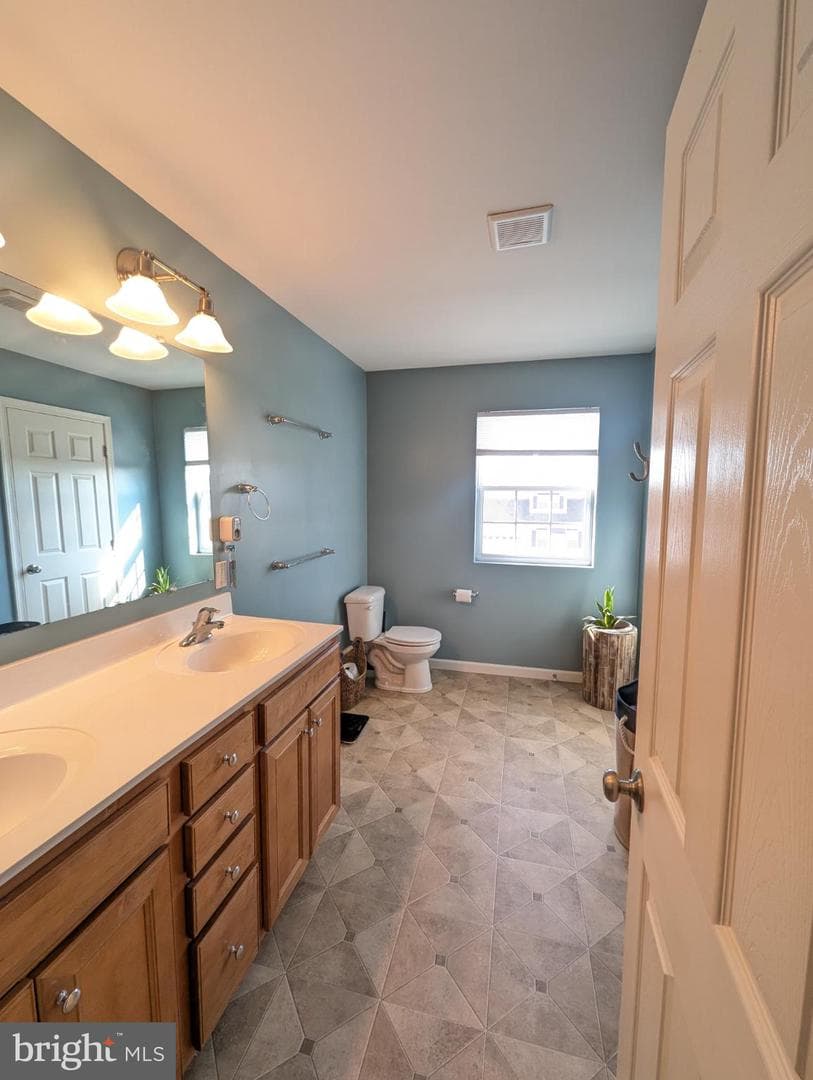 9 W Imperial Drive photo 36