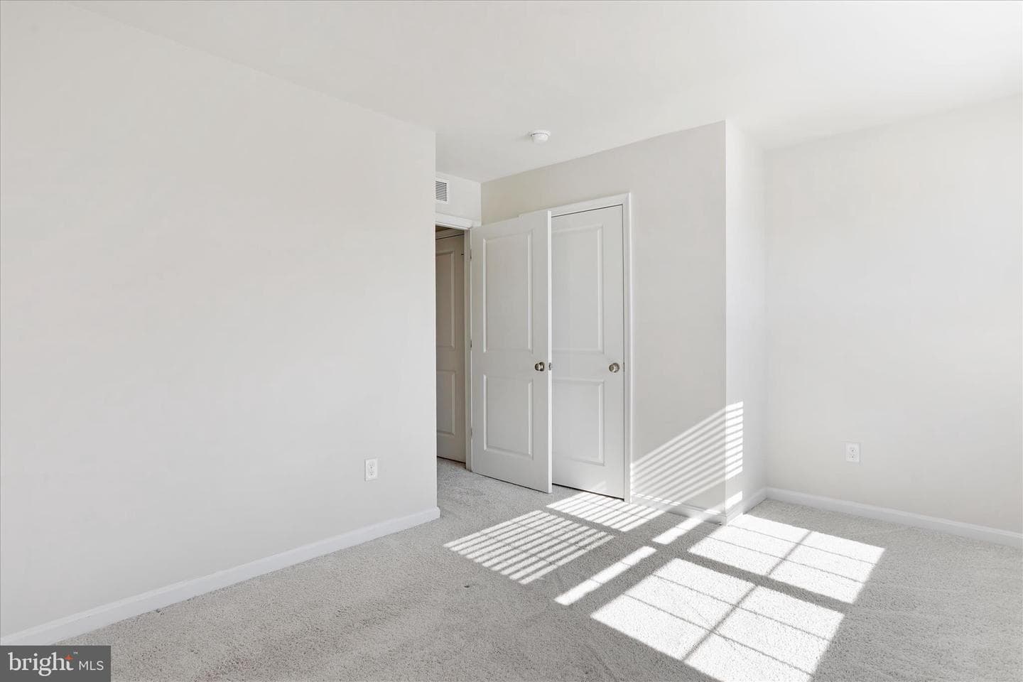 101 Brookside Lane photo 27