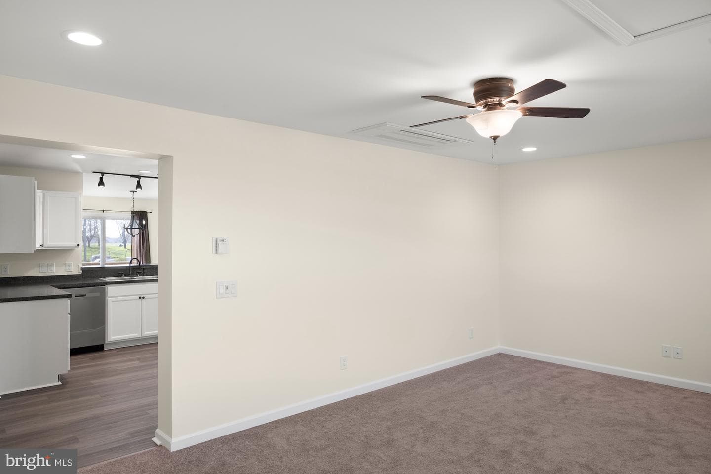 599 Hilltown Road photo 20