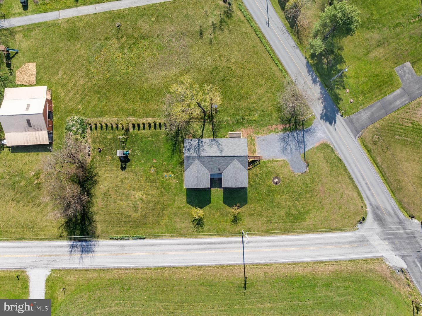599 Hilltown Road photo 45