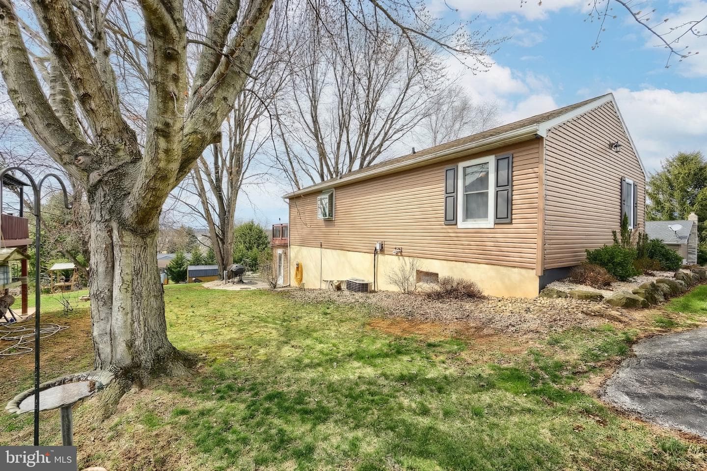 15 Schofield Drive photo 43