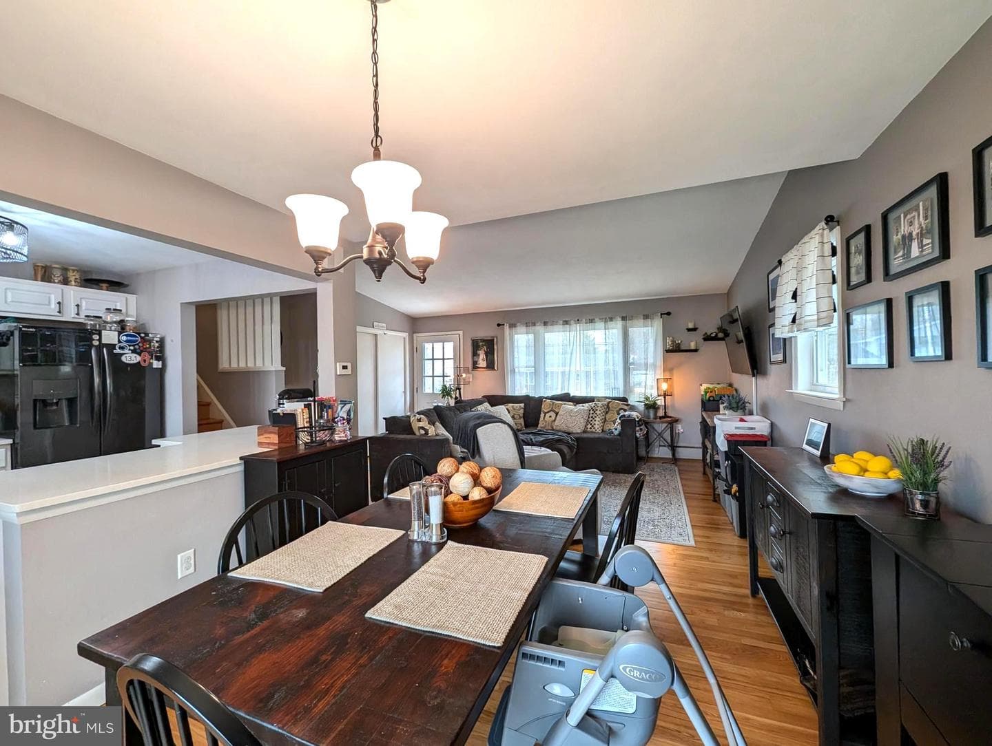 170 Gordon Avenue photo 13