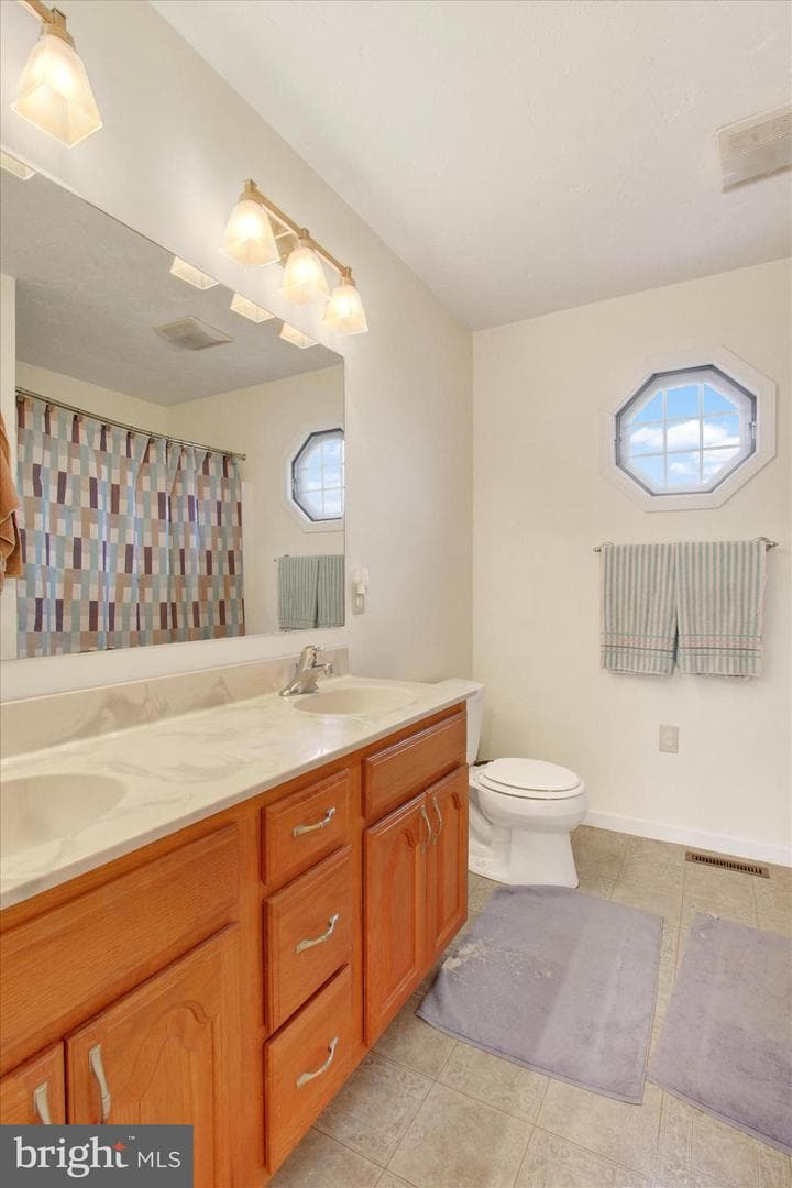 944 Heritage Drive photo 21
