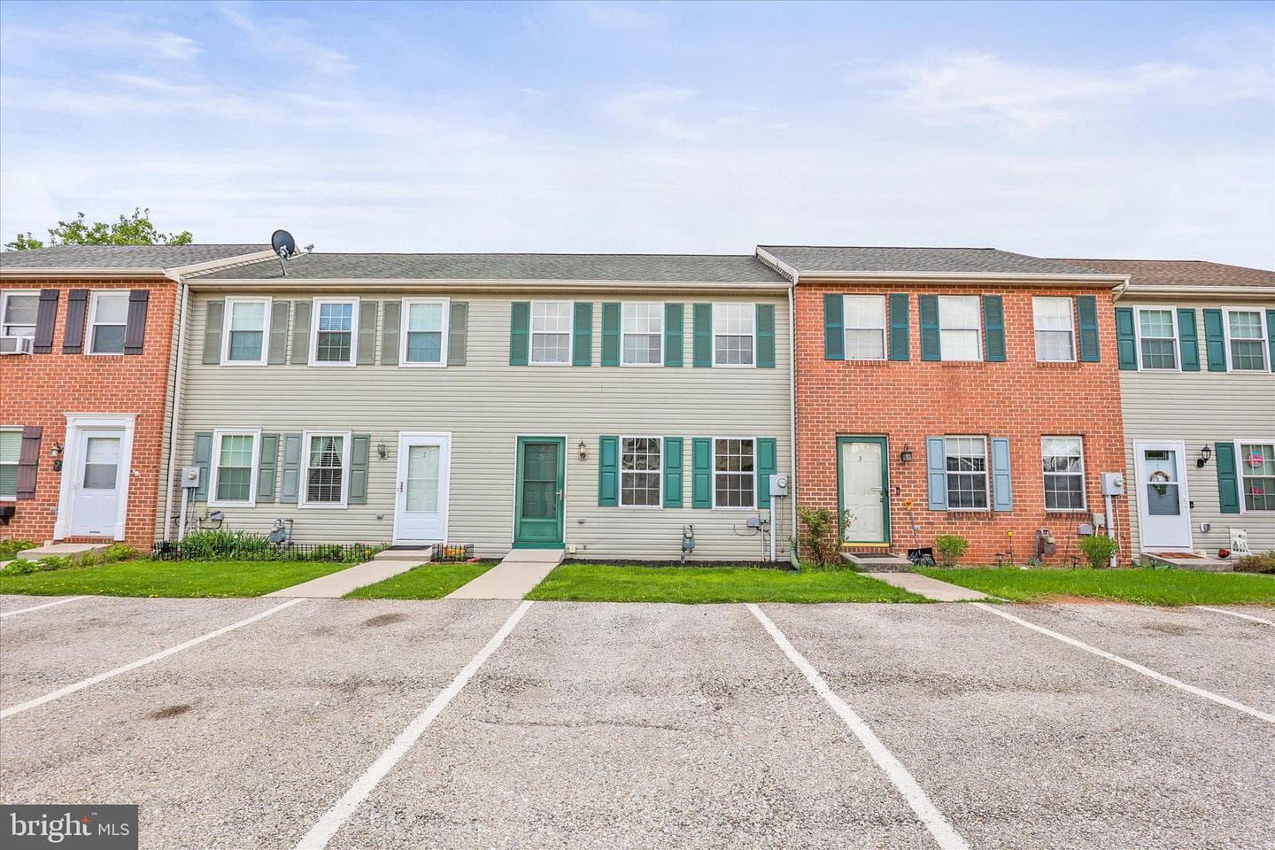 5 Oxwood Circle photo 2