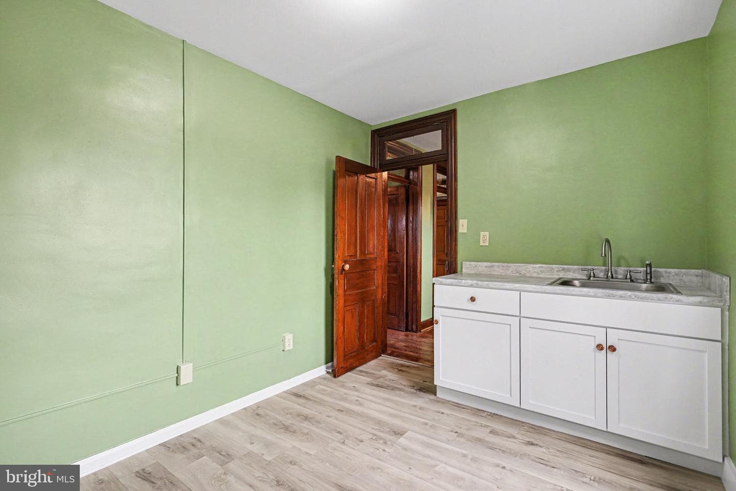 217 Baltimore Street photo 29