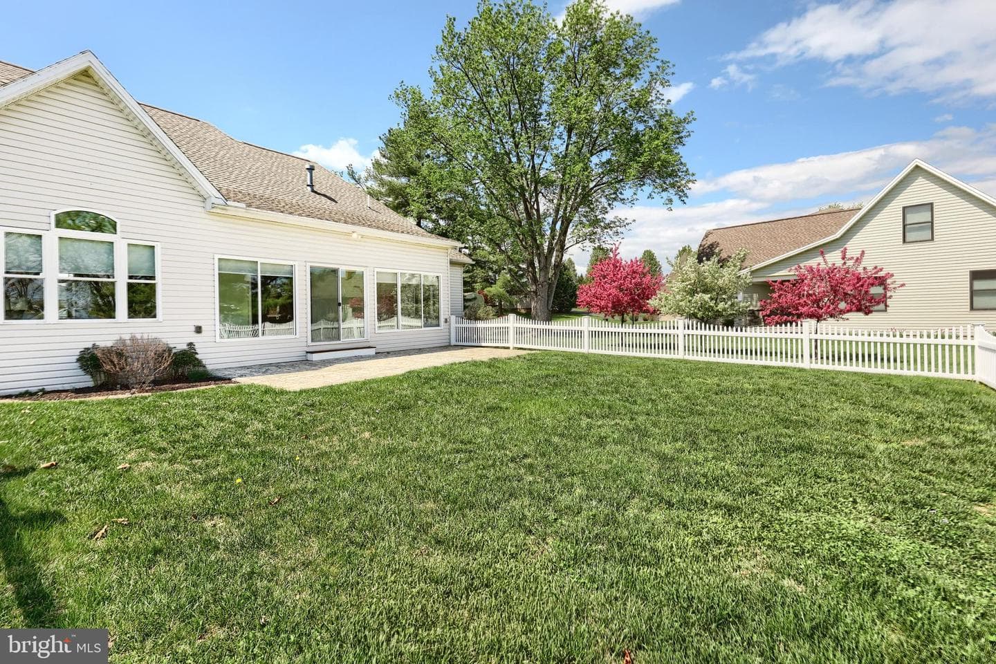 16 Hines Drive photo 11