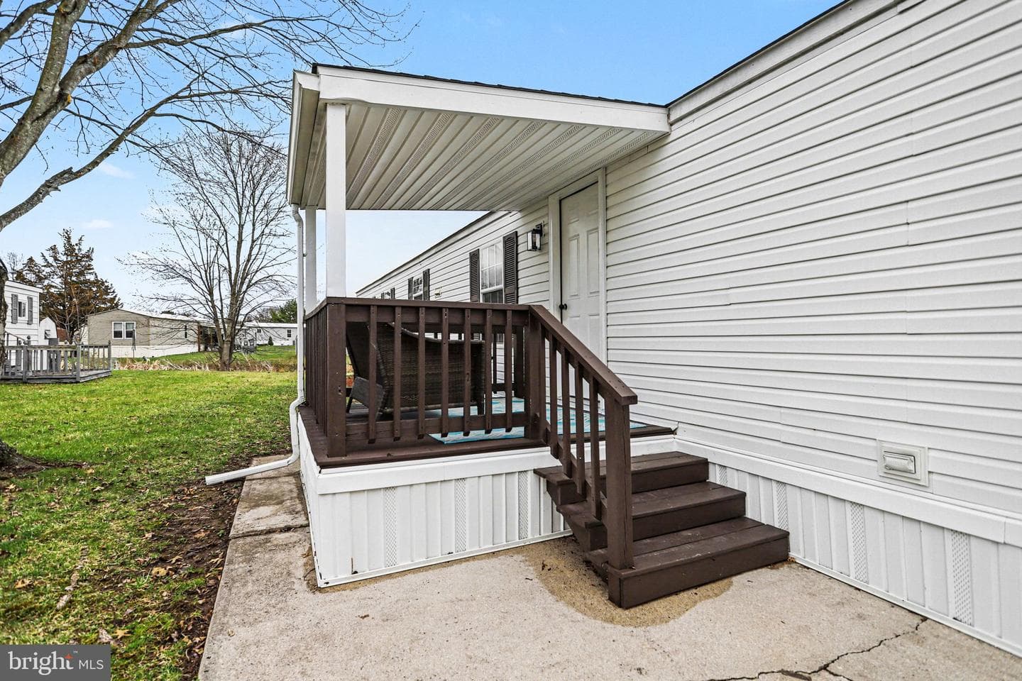 31 Davis Avenue photo 3