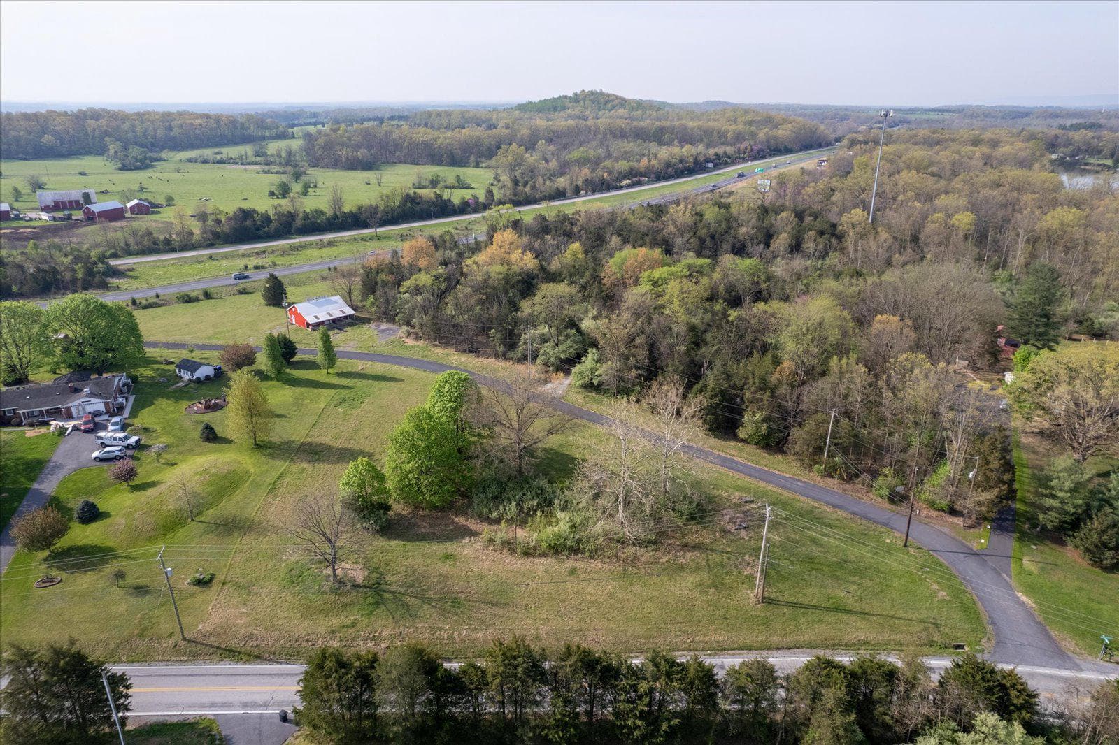 680 Barlow-Greenmount Road photo 29