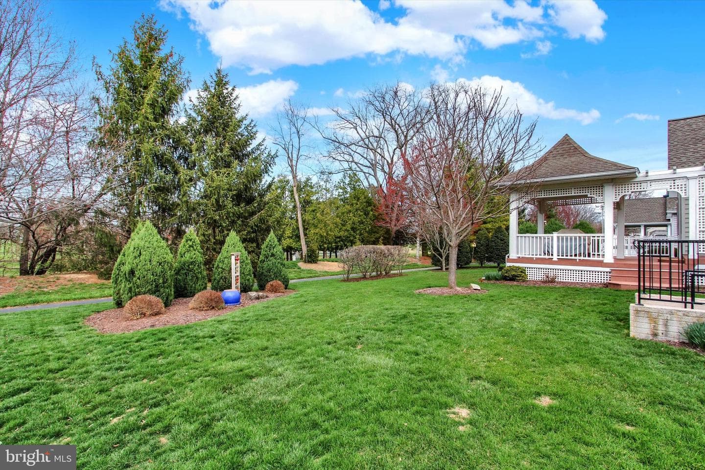 153 Stafford Drive photo 42