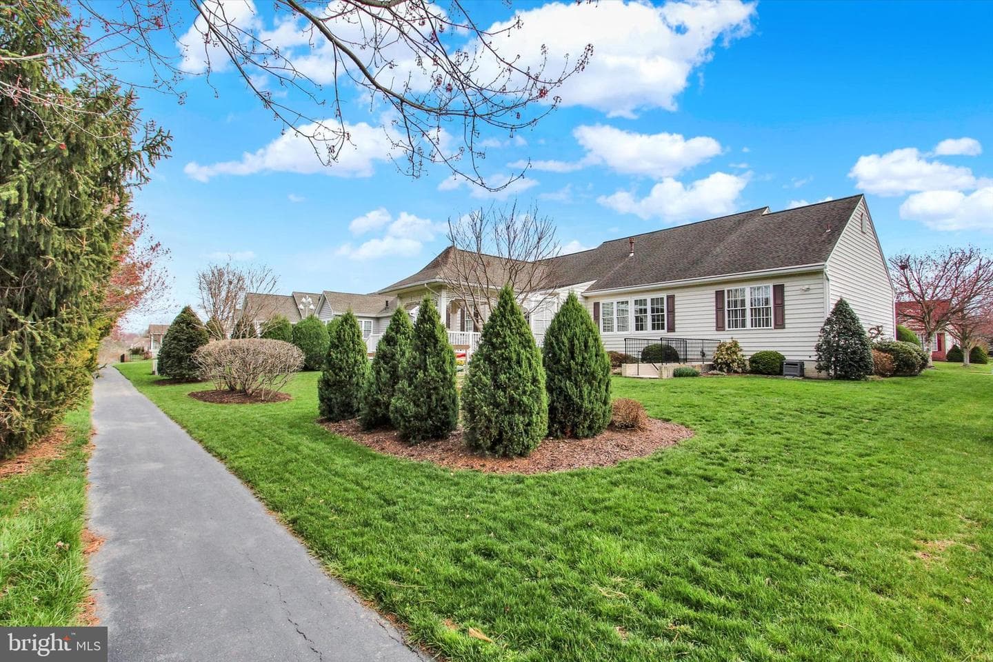 153 Stafford Drive photo 43