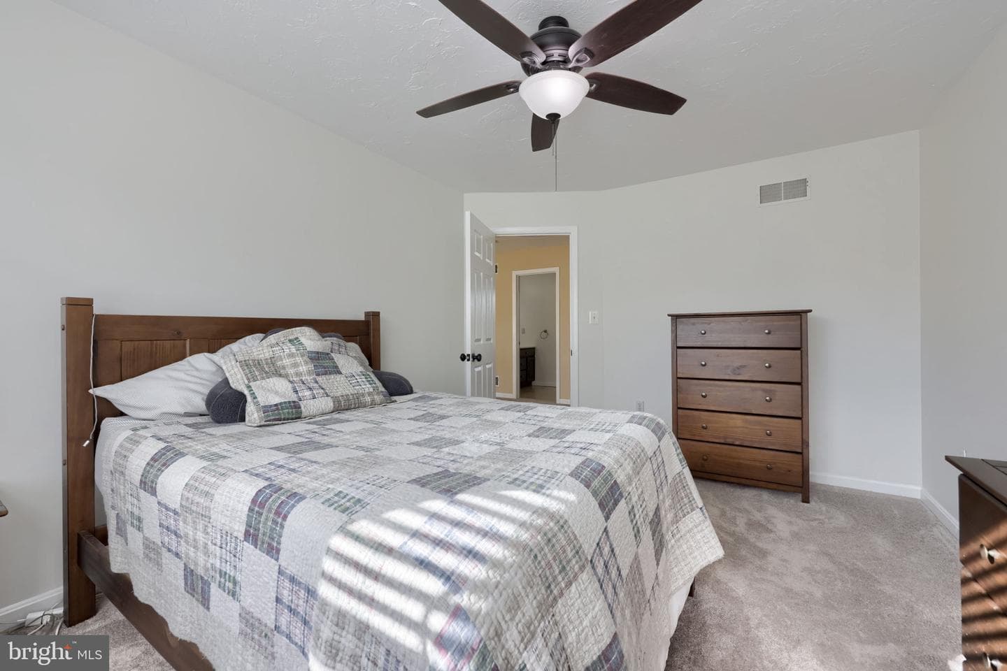 80 E Summit Drive photo 33