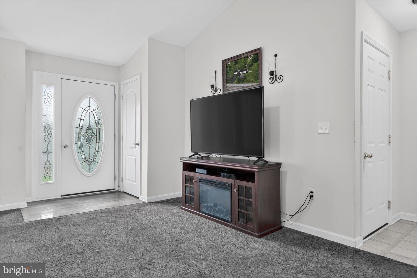 213 Maple Drive photo 7