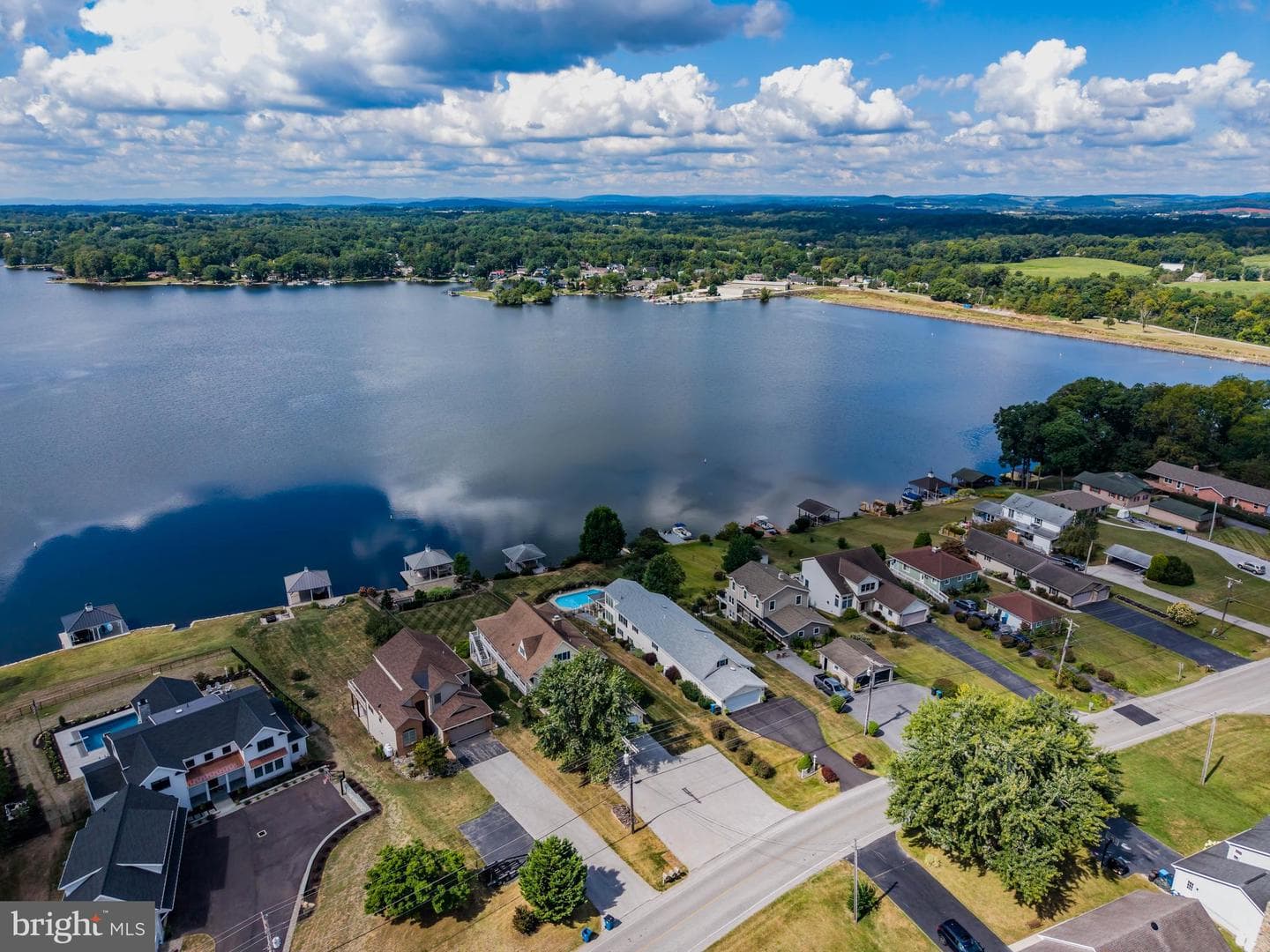 46 Lake Meade Drive photo 38