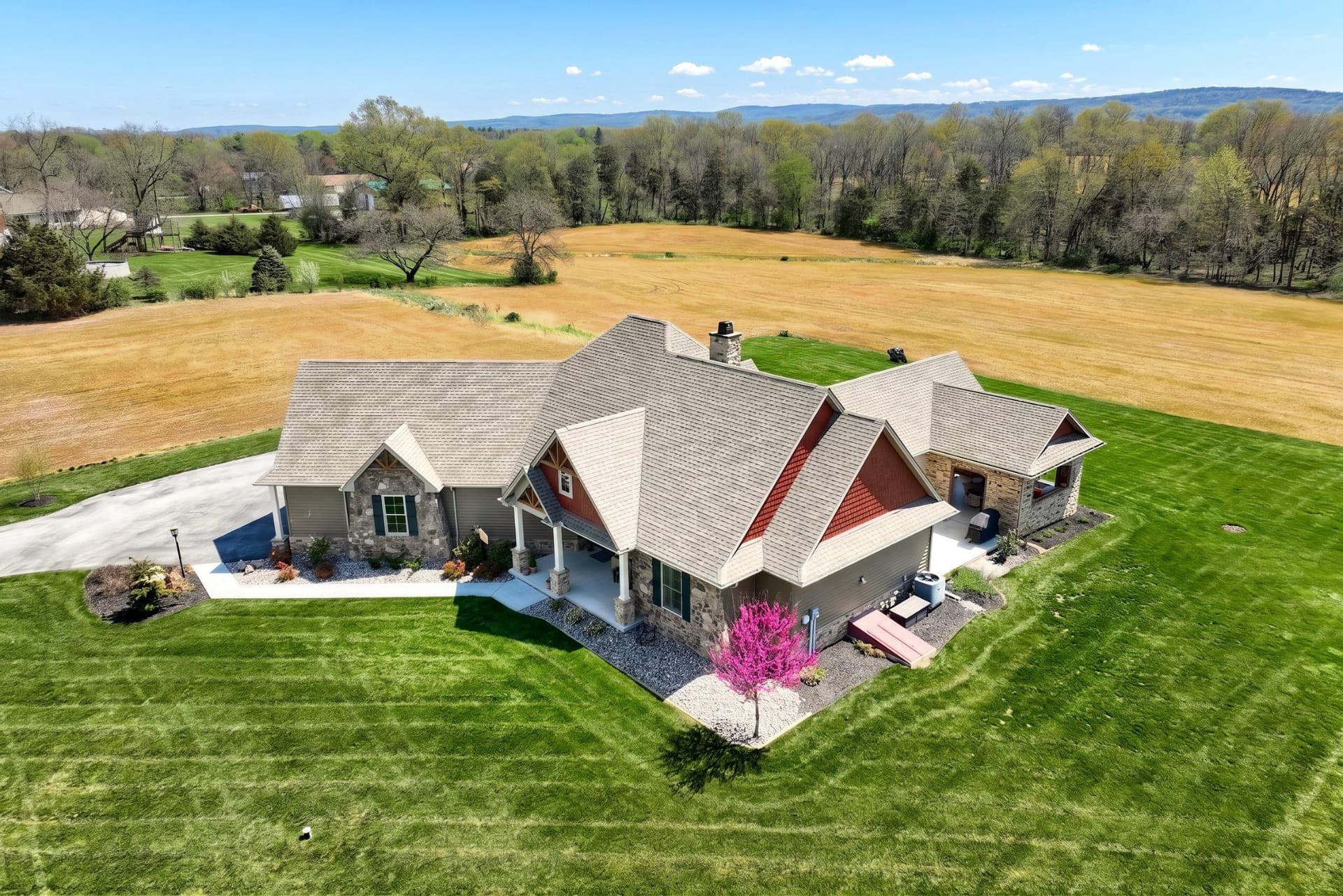 305 Gun Club Road photo 5