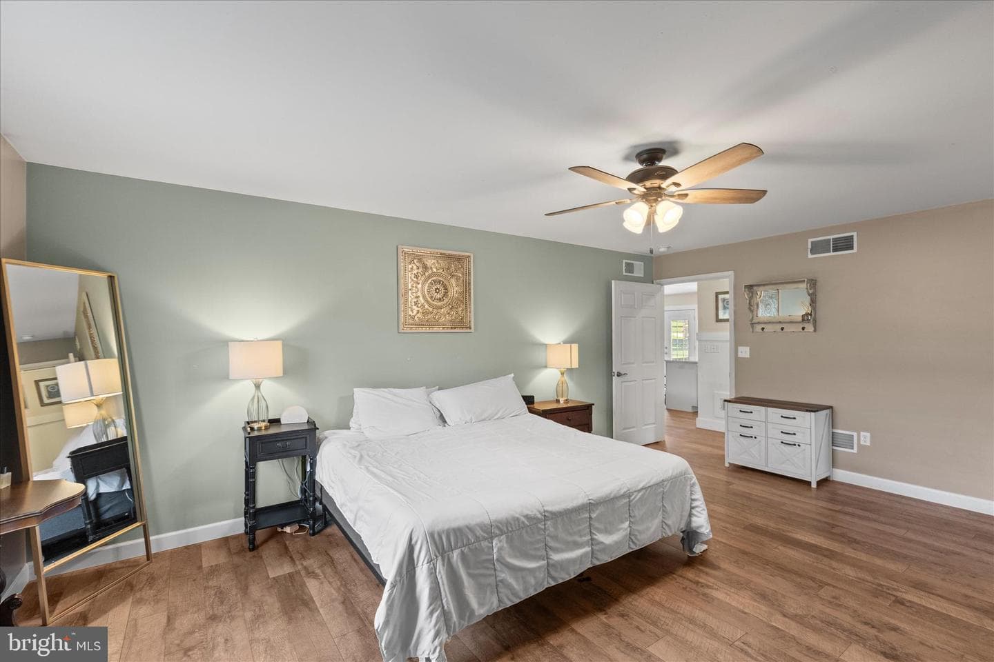 8 Orchard Drive photo 17
