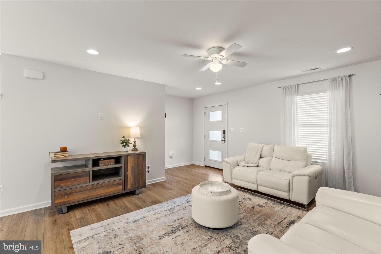 18 Chesterfield Road photo 10