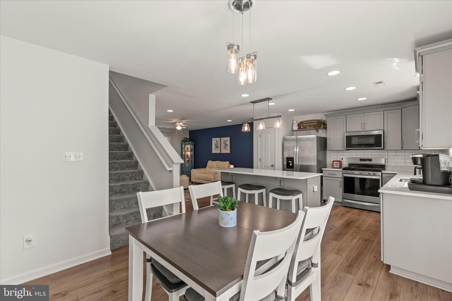 18 Chesterfield Road photo 28