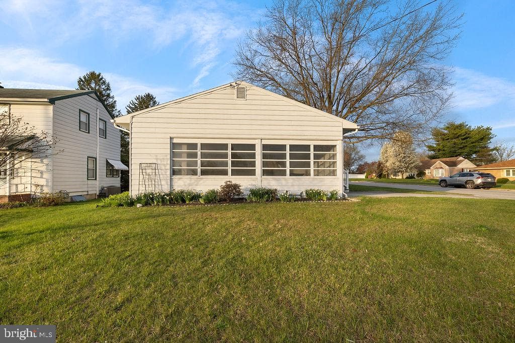 606 Fairview Avenue photo 6