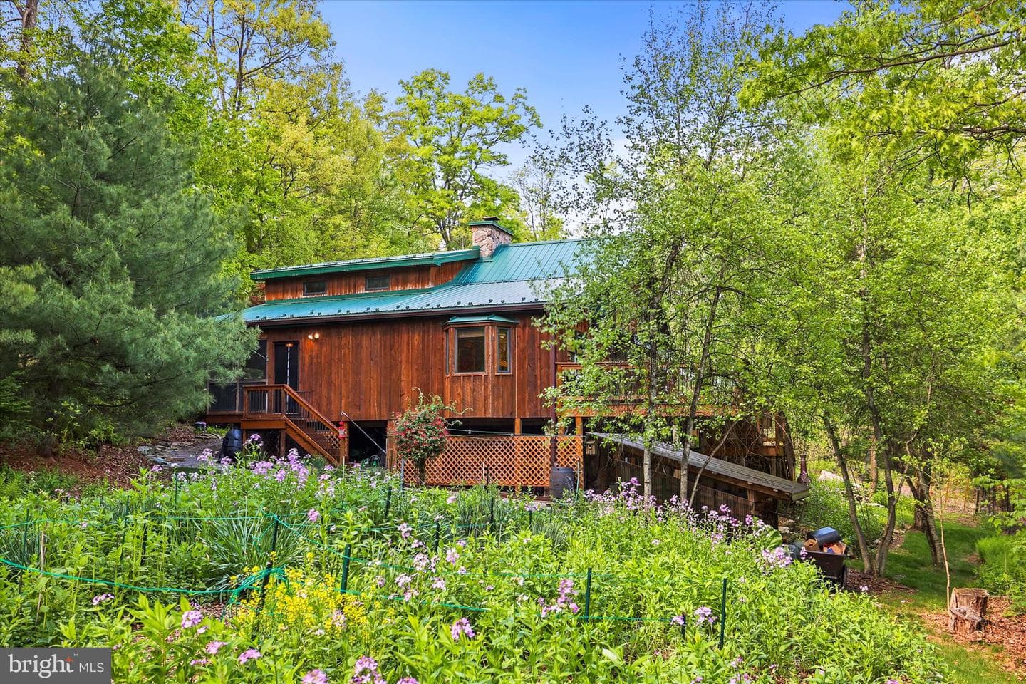 166 Woodview Road photo 25