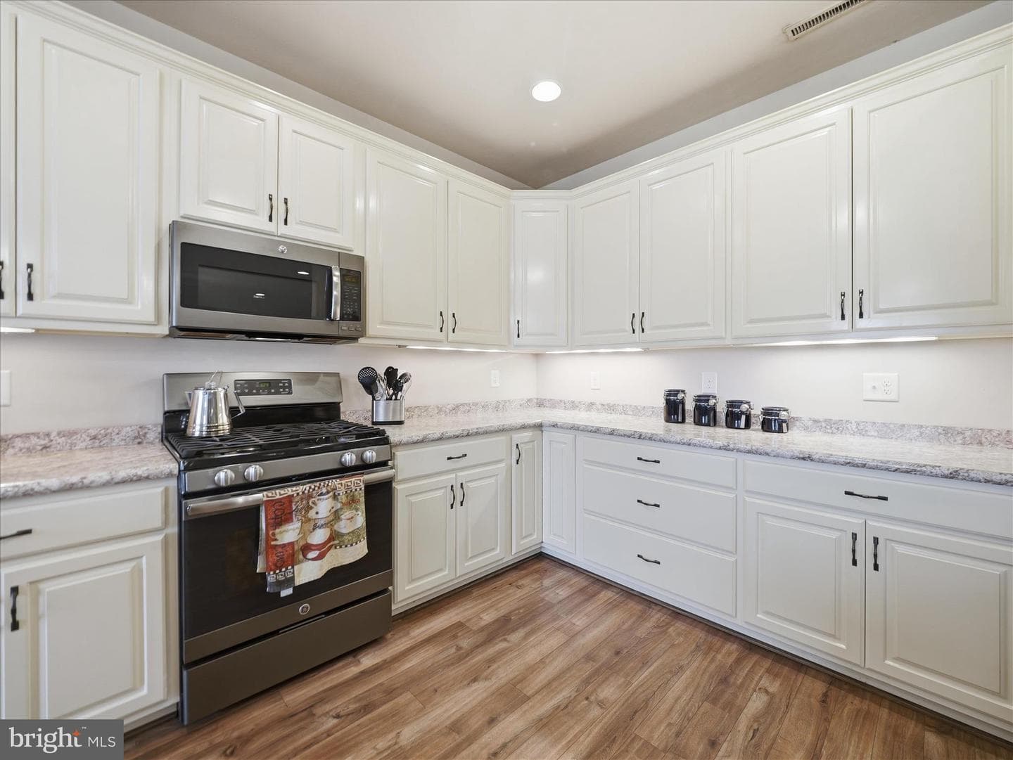 67 Stedtle Court photo 14