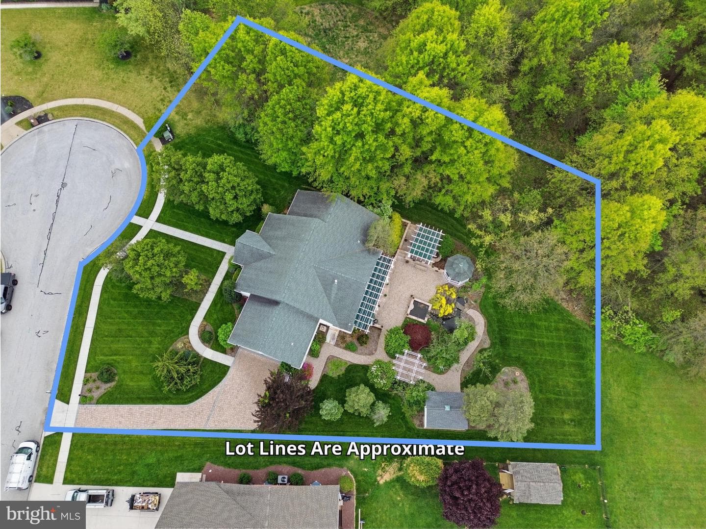 33 Warm Breeze Court photo 55
