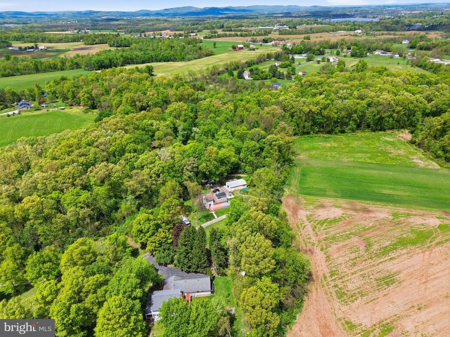 755 Hoover School Road photo 46