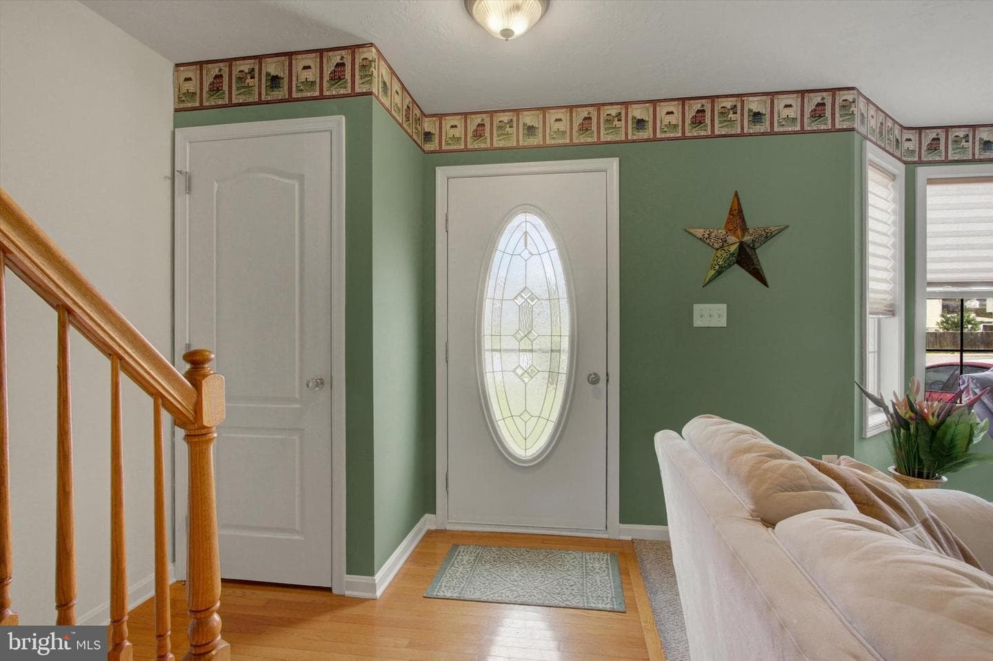 31 Hemlock Drive photo 3