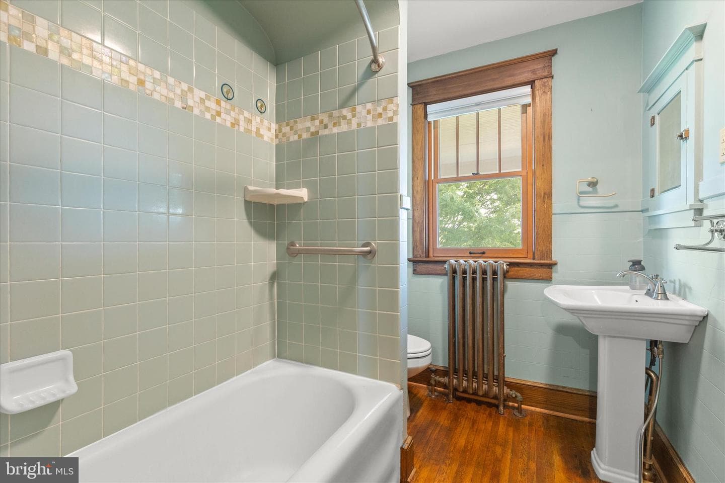 205 Hanover Street photo 36