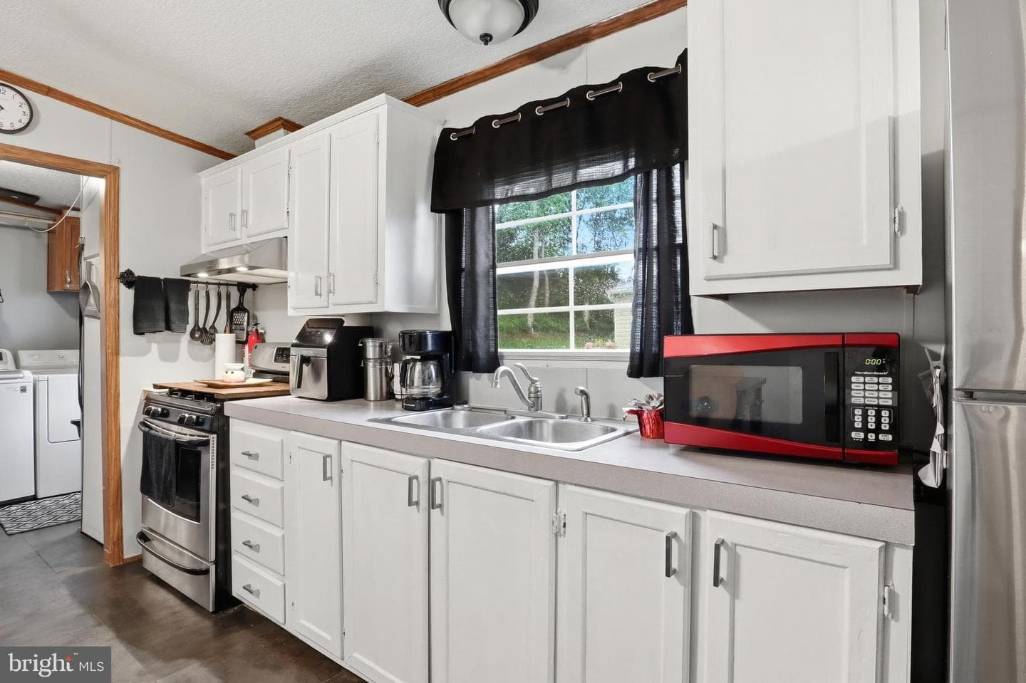 156 Linda Drive photo 12