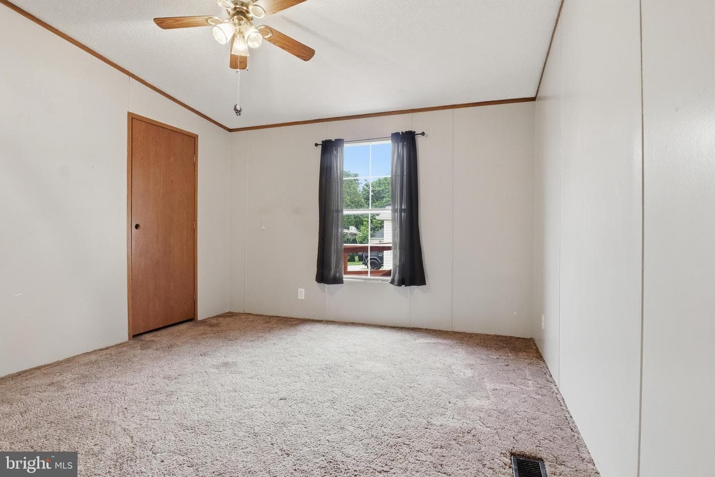 156 Linda Drive photo 19