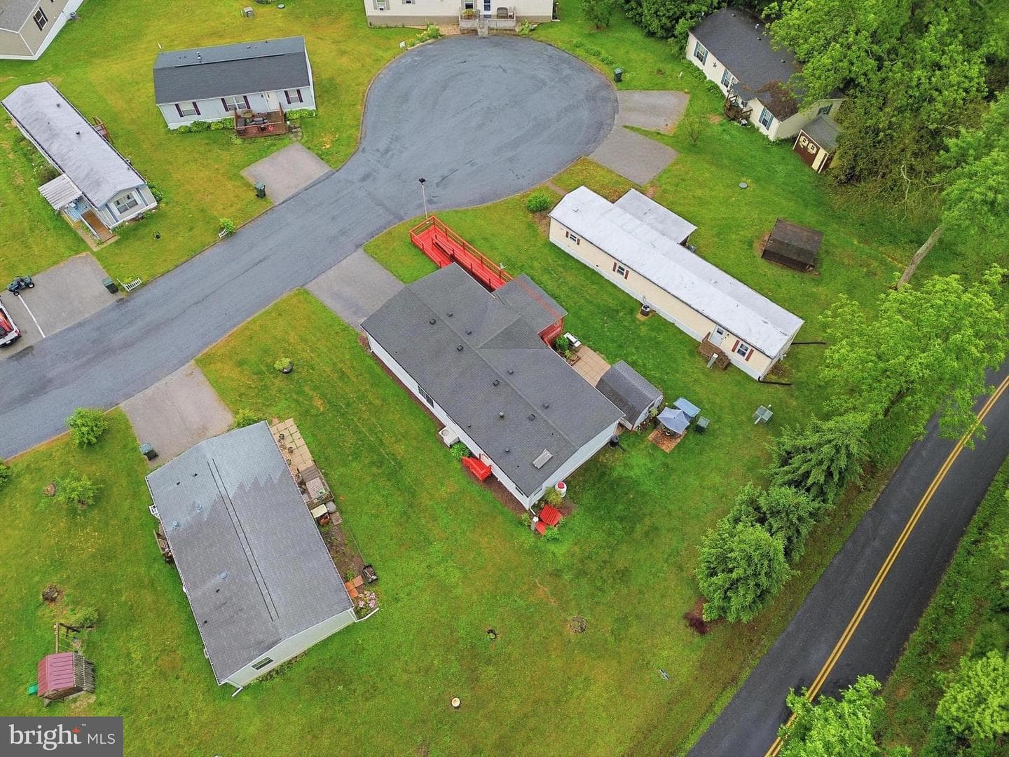 156 Linda Drive photo 34