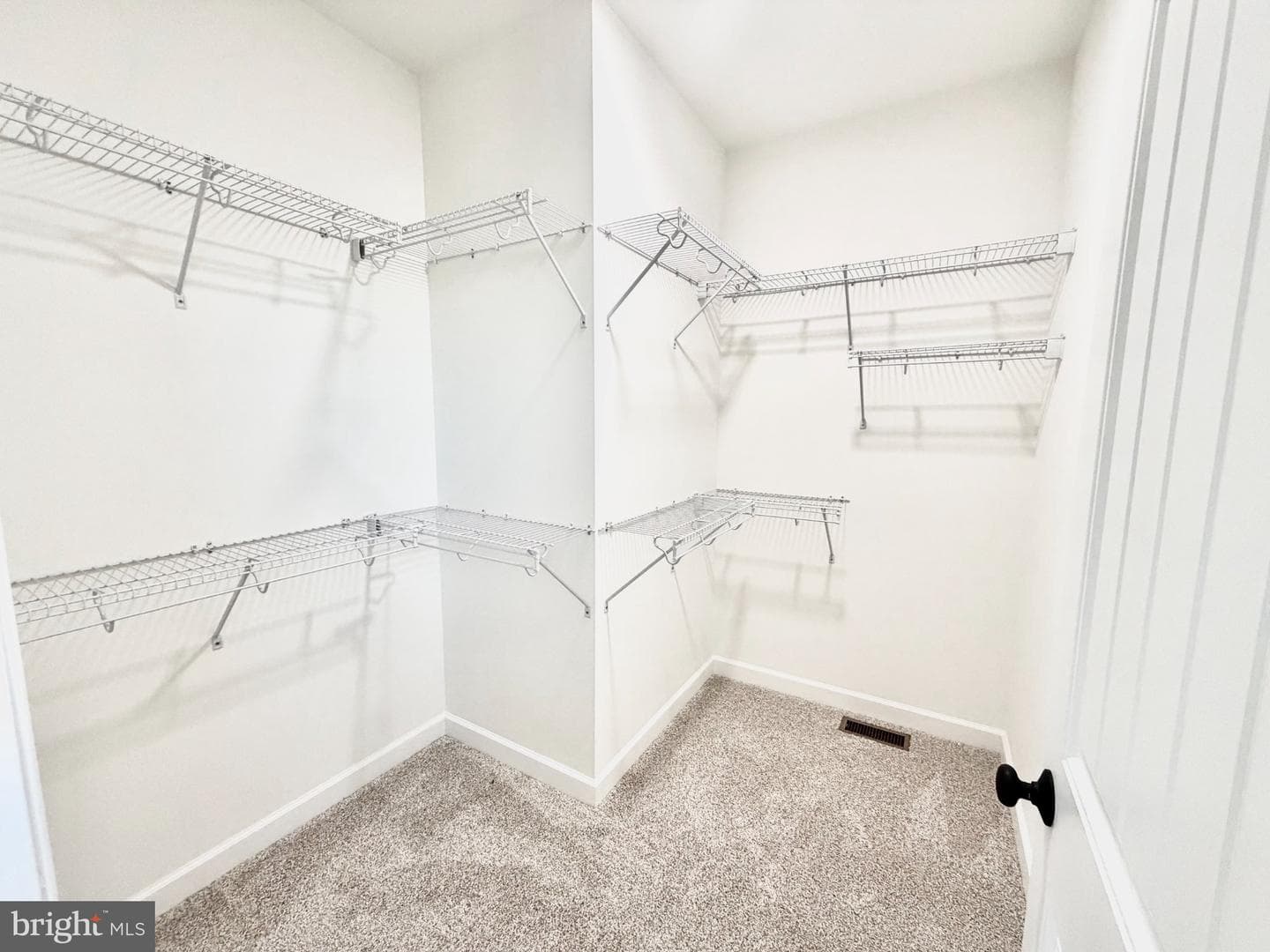 663 Curtis Drive photo 18