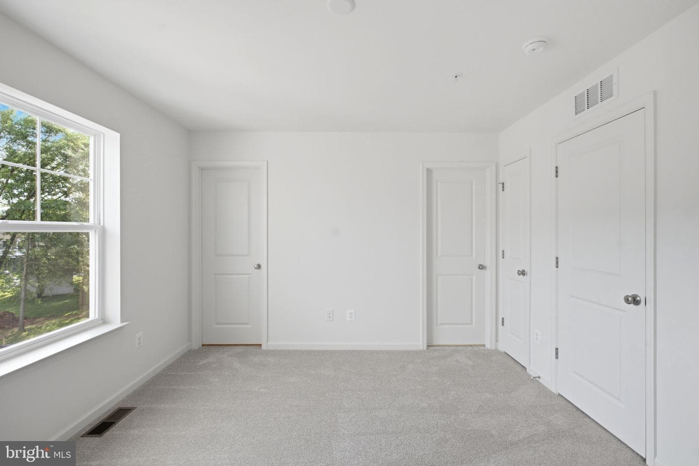 8 Magnolia Court photo 14
