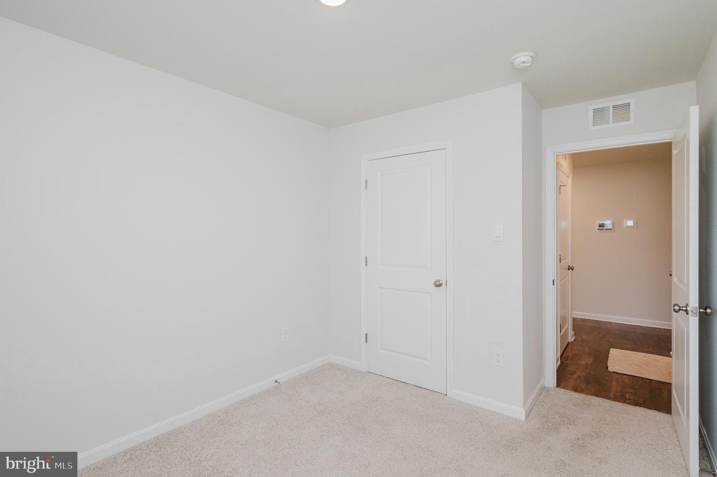 85 River Road photo 17