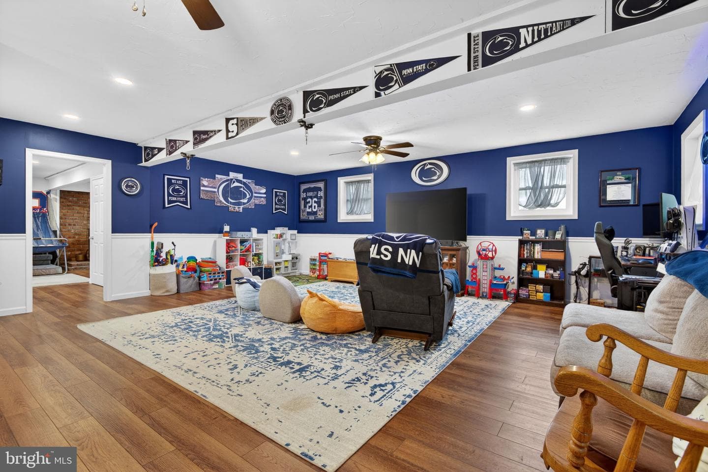 140 Hamilton Drive photo 33
