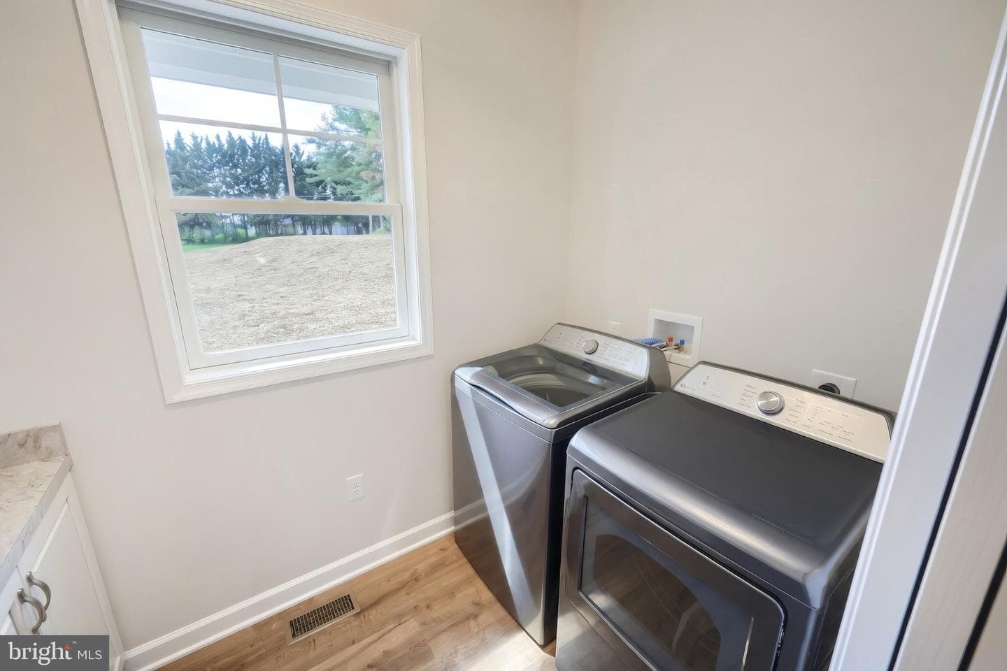 667 Brickyard Road photo 17