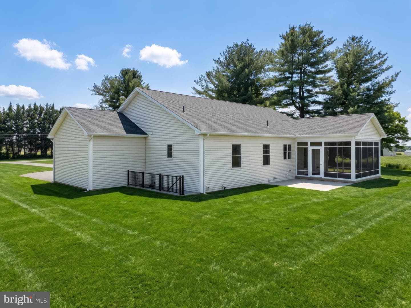667 Brickyard Road photo 5
