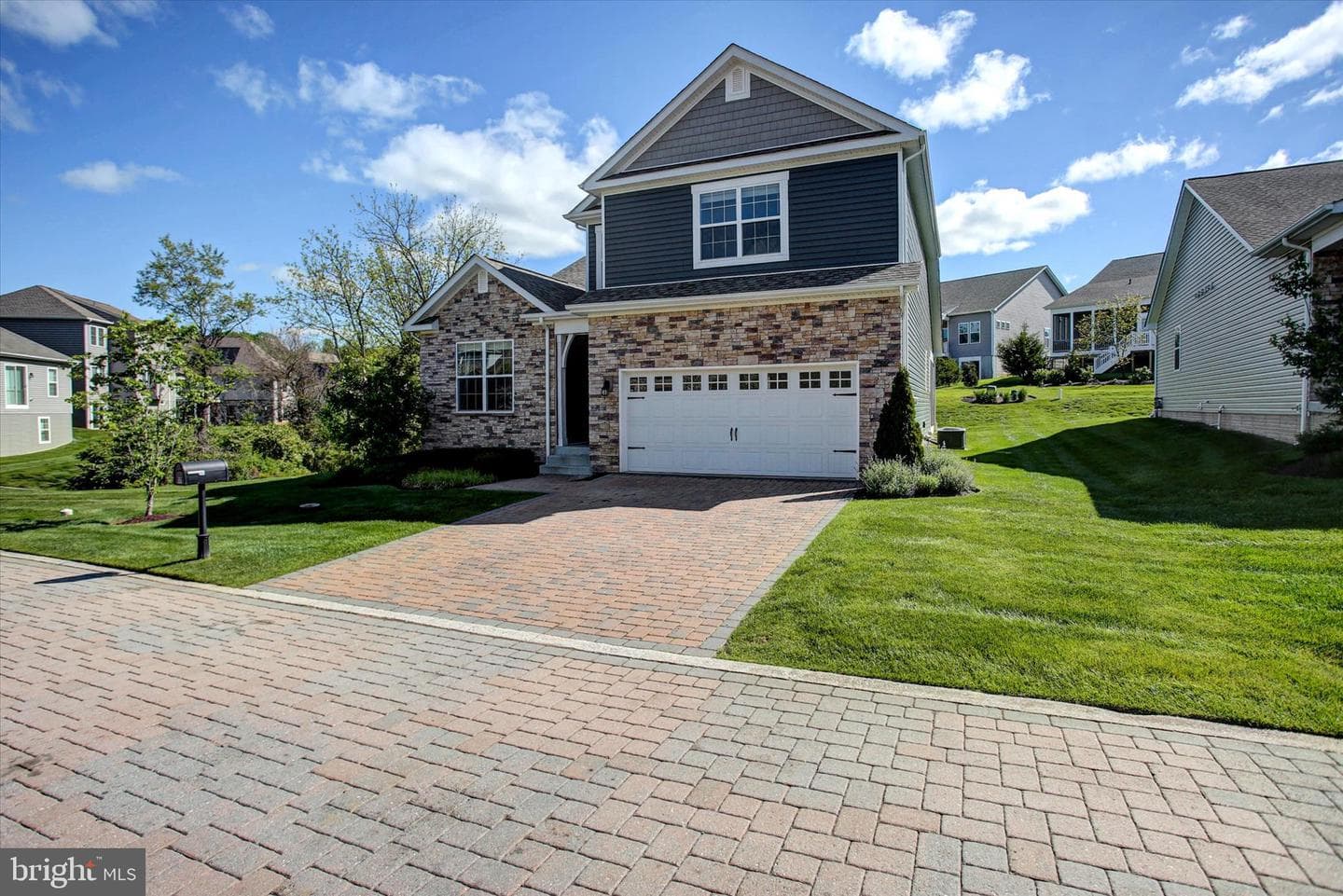 88 Bridge Valley Road photo 5