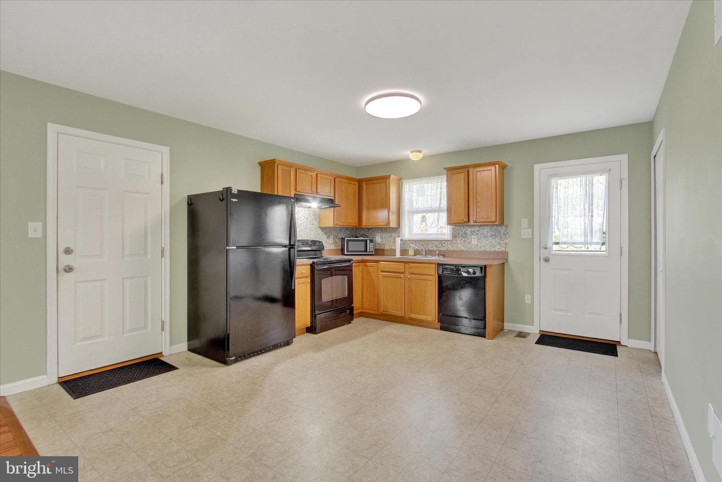 109 W Imperial Drive photo 10