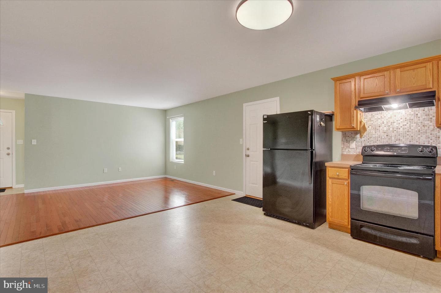 109 W Imperial Drive photo 13