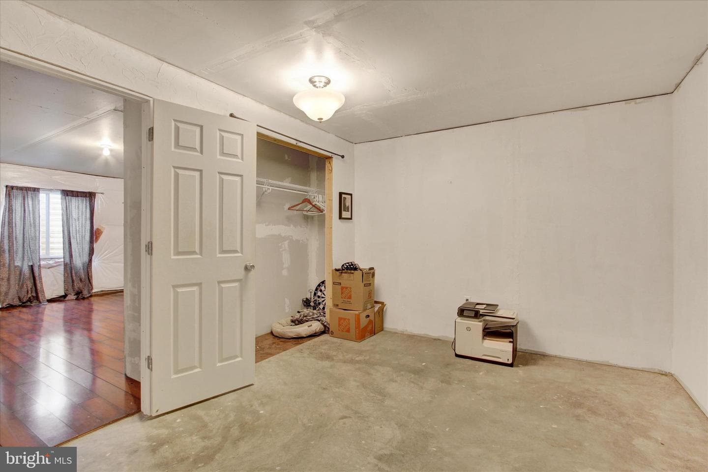 109 W Imperial Drive photo 22