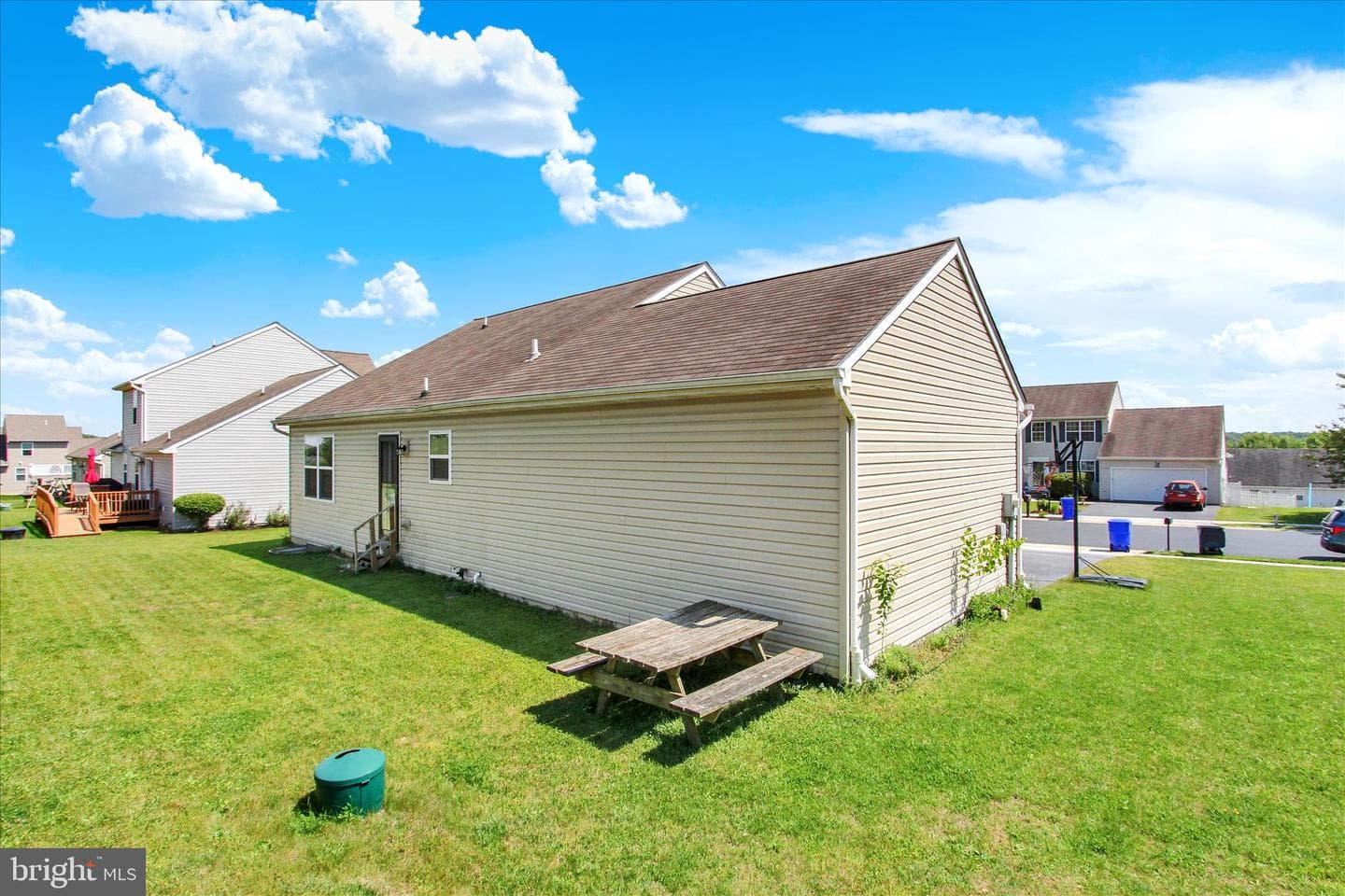 109 W Imperial Drive photo 28