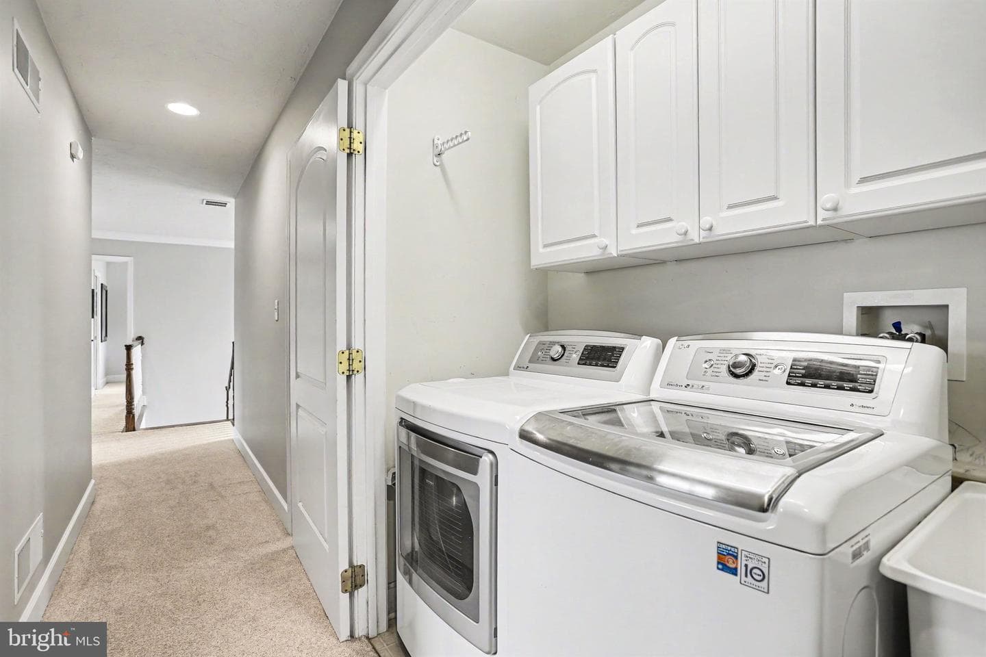 57 E Summit Dr photo 24