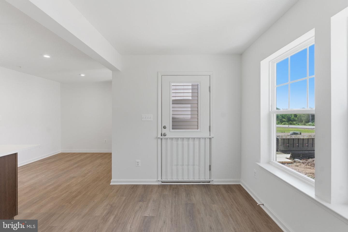 6 Magnolia Ct photo 3