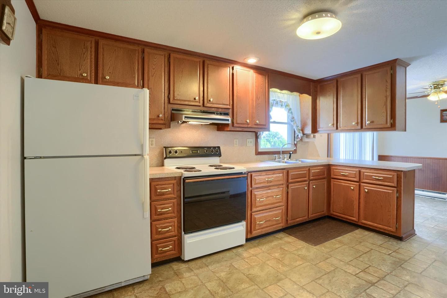 29 Hughes Drive photo 18
