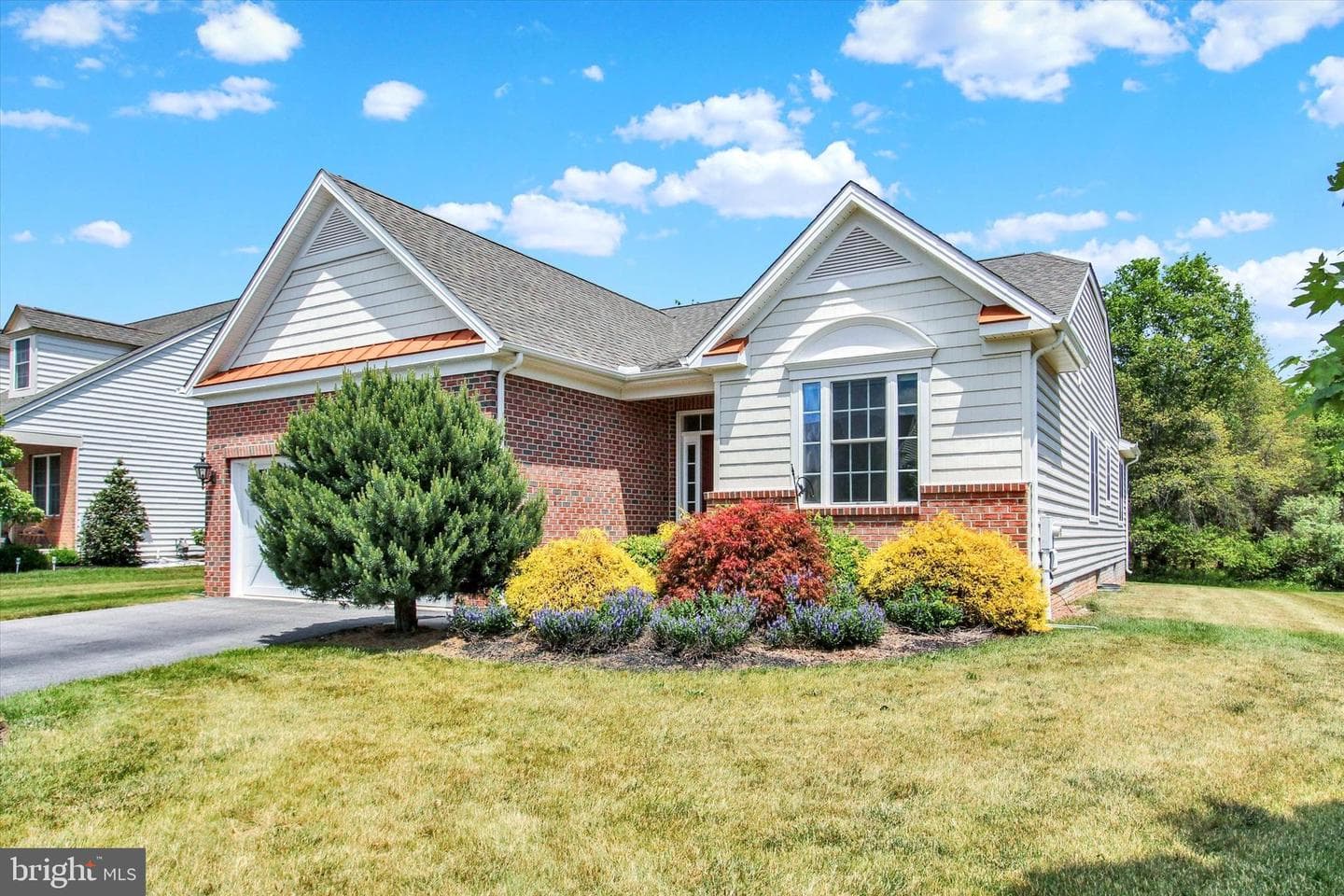 120 Woodhaven Drive photo 3