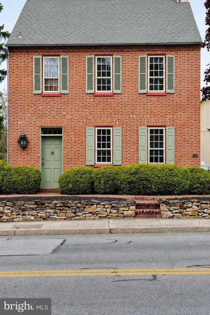 206 E King Street