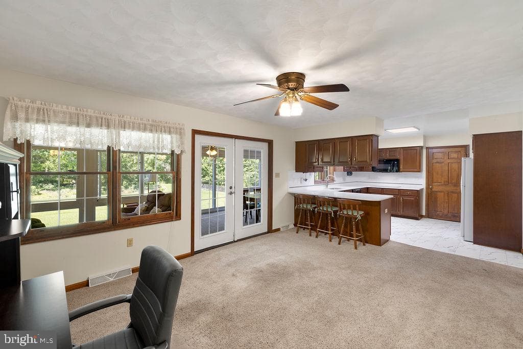 315 Friendship Lane photo 21