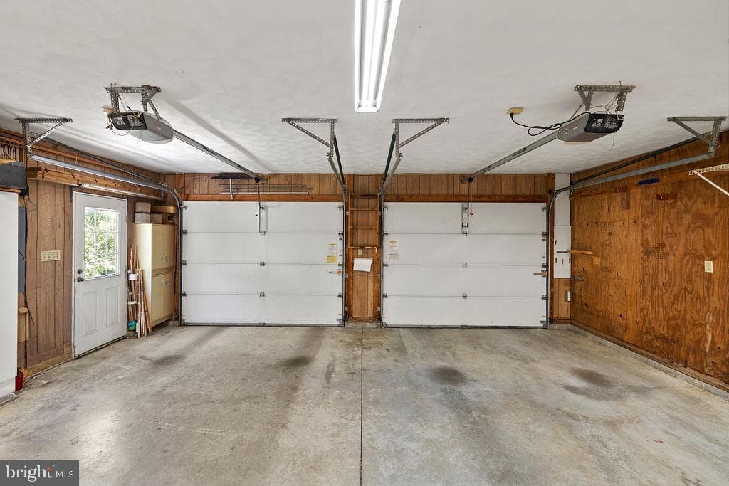 315 Friendship Lane photo 41